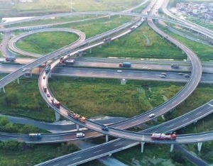 2023春运客流总量预计约20.95亿人次，同比增长99.5%