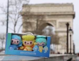 了不起的“地瓜”丨杭州亚运三宝游巴黎，谁最受欢迎