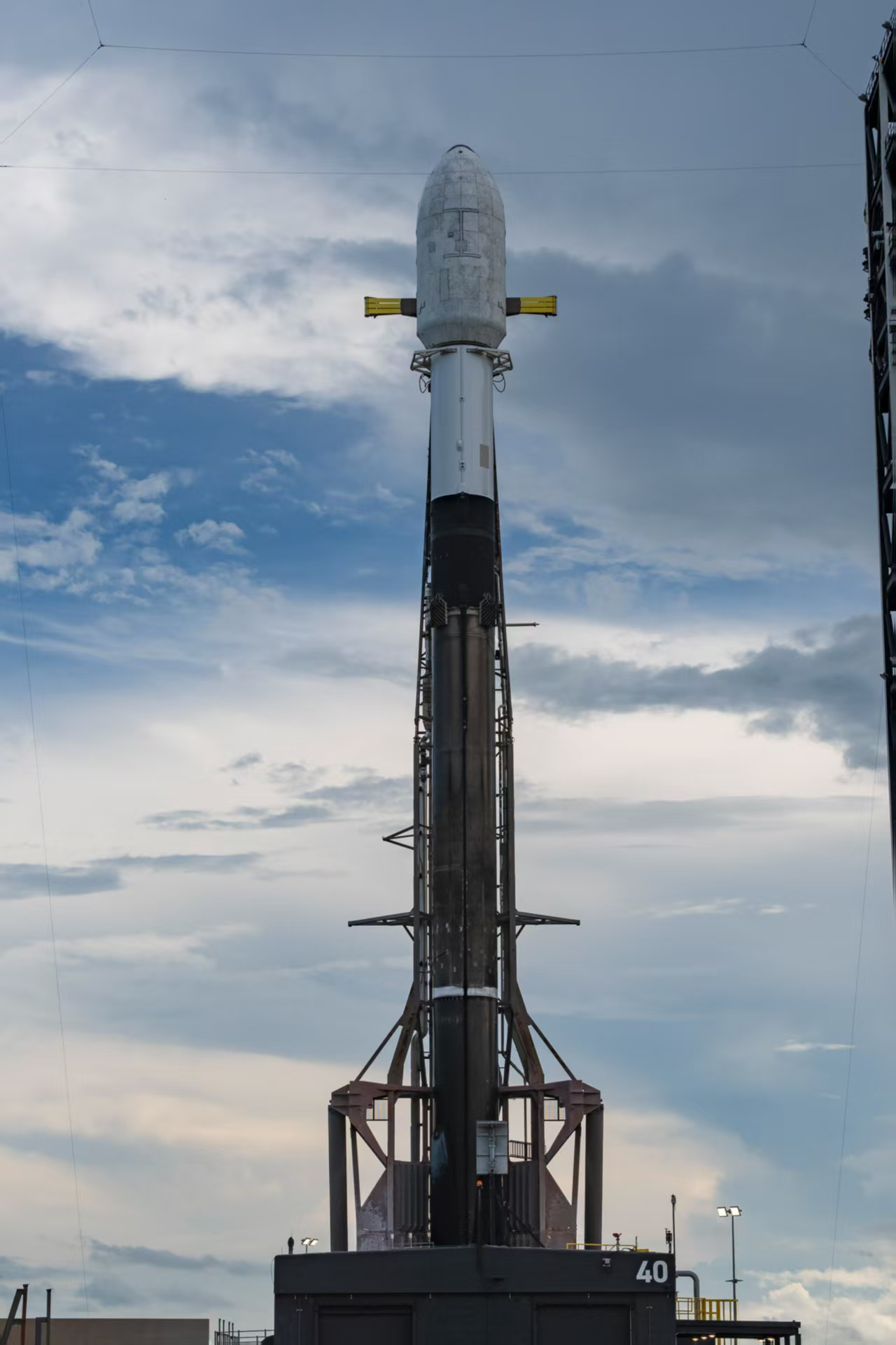 SpaceX：猎鹰9号推迟发射- 财闻网