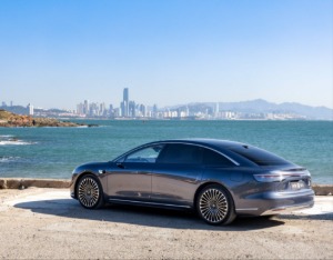 从BBA到SBBA：享界掀起豪华车价值革命