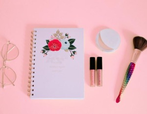 618美妆：珀莱雅、薇诺娜创亿元销售额，花西子、完美日记用户流失