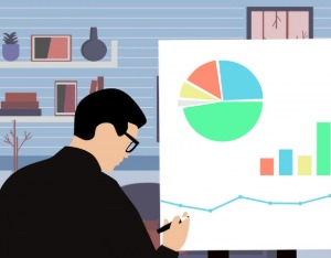 政府工作报告提出：加大保障和改善民生力度，提升社会治理效能