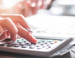 2025年拟发3000亿元特别国债支持消费品以旧换新