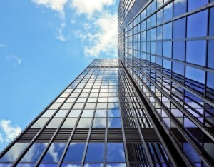 住建部部长倪虹：正在修订住宅项目规范 住宅的层高提高到不低于三米