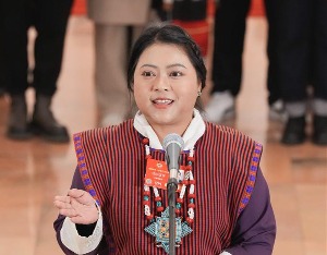 全国政协委员白玛玉珍：墨脱公路让天堑变成了通途、边城焕发了新颜