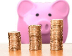 中国建筑：中建集团累计增持1.09亿股