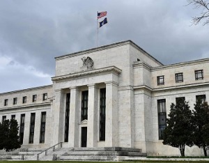美联储“褐皮书”：经济不确定性增加 多地前景显著恶化