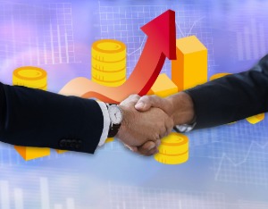 人民日报钟声：通过平等对话协商解决分歧的重要一步