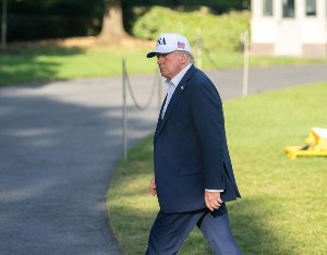 特朗普发关税函后，日韩等国的回应来了