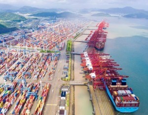 “出海浪潮+AI技术”驱动，易点天下2025年上半年营收增幅近60%