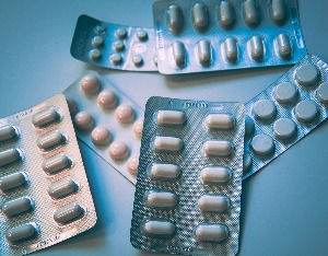 特朗普医药关税宣布后，瑞士制药巨头承诺将在美国投资
