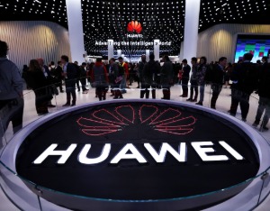 鸿蒙5终端数突破2000万，两个月数量翻倍 