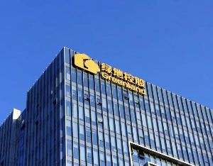 上海三甲港绿地国际度假村依托临空优势，打造全天候航司服务基地