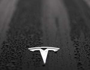 特斯拉提交新专利，计划将星链卫星接收器集成至车辆中