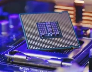 上海微电子1.1亿元中标一台光刻机！高设备含量科创半导体ETF迎机遇