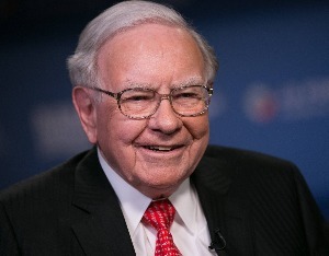 巴菲特旗下伯克希尔哈撒韦去年底现金持仓超过股票 为历史上第五次