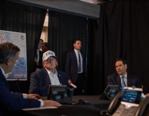 伊以冲突最新动态：伊朗发起多轮猛烈报复封锁海峡 特朗普宣称哈梅内伊身亡遭伊方否认