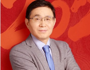 隆基钟宝申：把技术效率红利转化为劳动者科学工时，增强其消费能力及意愿