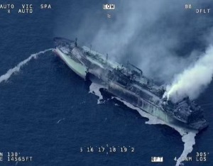 俄罗斯一艘LNG运输船在马其他附近海域爆炸沉没