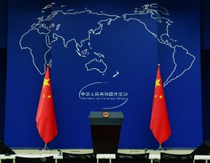 外交部：维护霍尔木兹海峡及其附近水域安全稳定符合国际社会共同利益