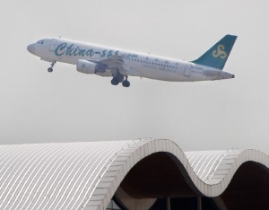 我国航空公司恢复部分至中东地区航班