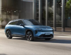 蔚来2025年Q4首次实现季度盈利，李斌的对赌“未来12年净利润达60亿美元”