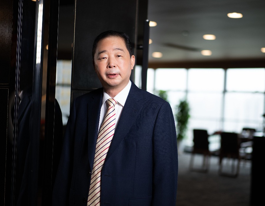 德力西董事局主席胡成中：AI深度渗透制造业，可能还为时尚早