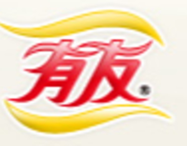 有友食品客服回应：公司产品是乳黄色，未使用双氧水