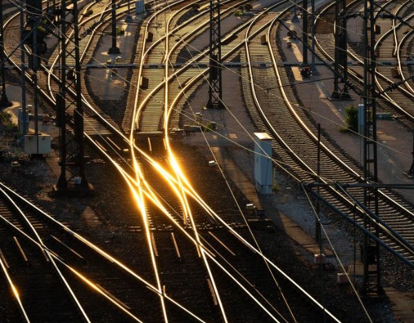 全国铁路今天预计发送旅客2190万人次