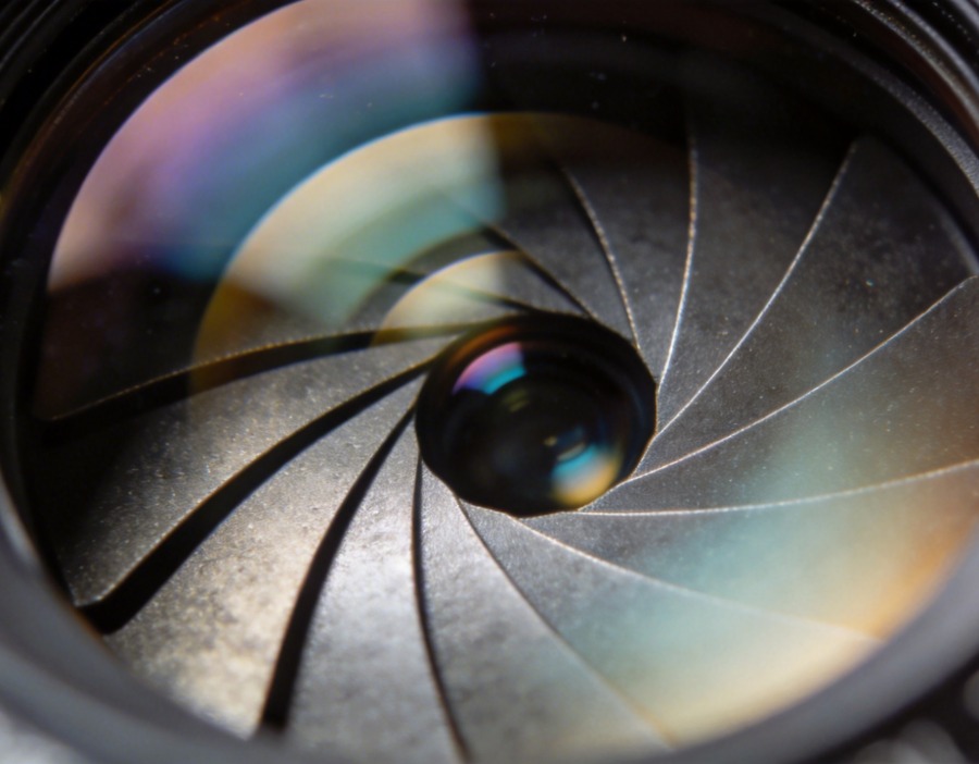 一周个股动向：迈瑞医疗获密集调研，主力资金青睐四大行业