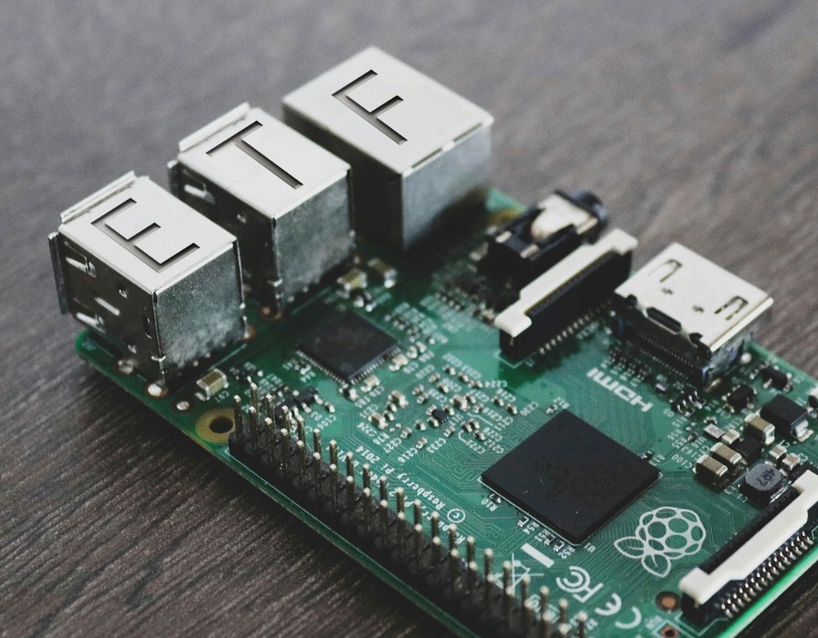 半导体涨价叠加AI算力需求，科创芯片设计ETF易方达涨3.02%