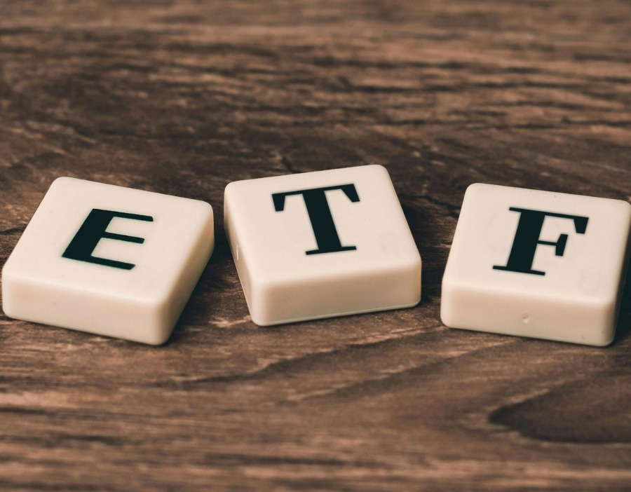 AACR年会催化市场情绪，港股创新药ETF银华涨1.38%