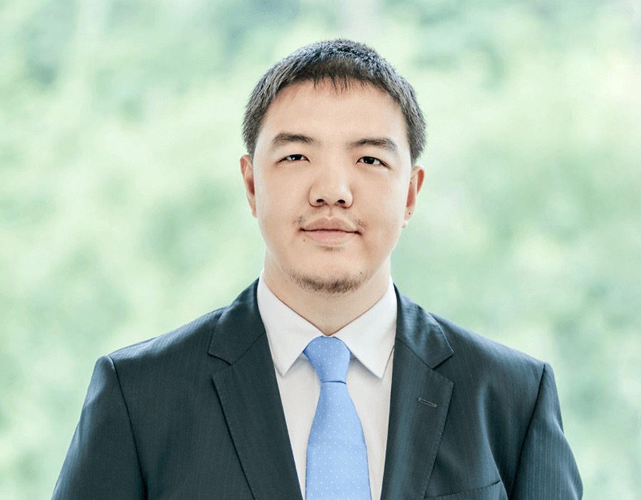 钟墅子担任农夫山泉创始人钟睒睒助理