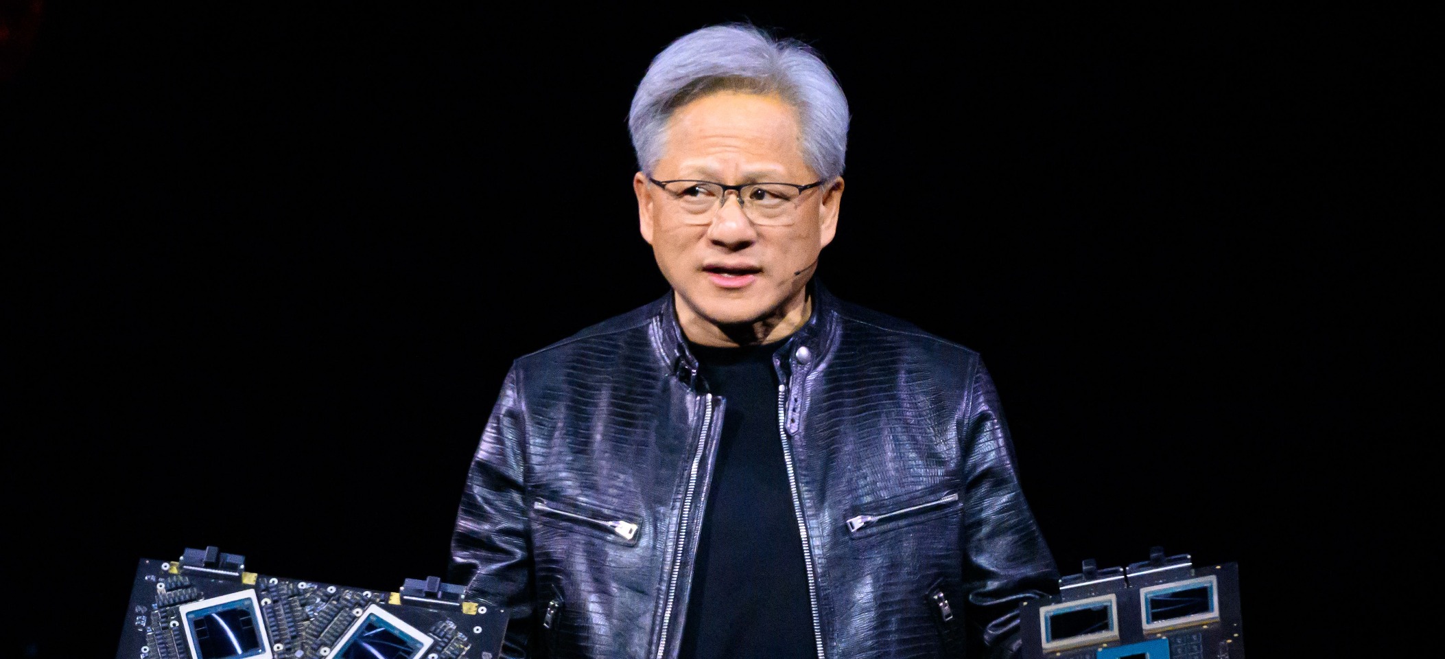 最后一刻，黄仁勋还是来了