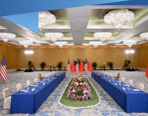 习近平：让2026年成为中美关系继往开来的历史性、标志性年份