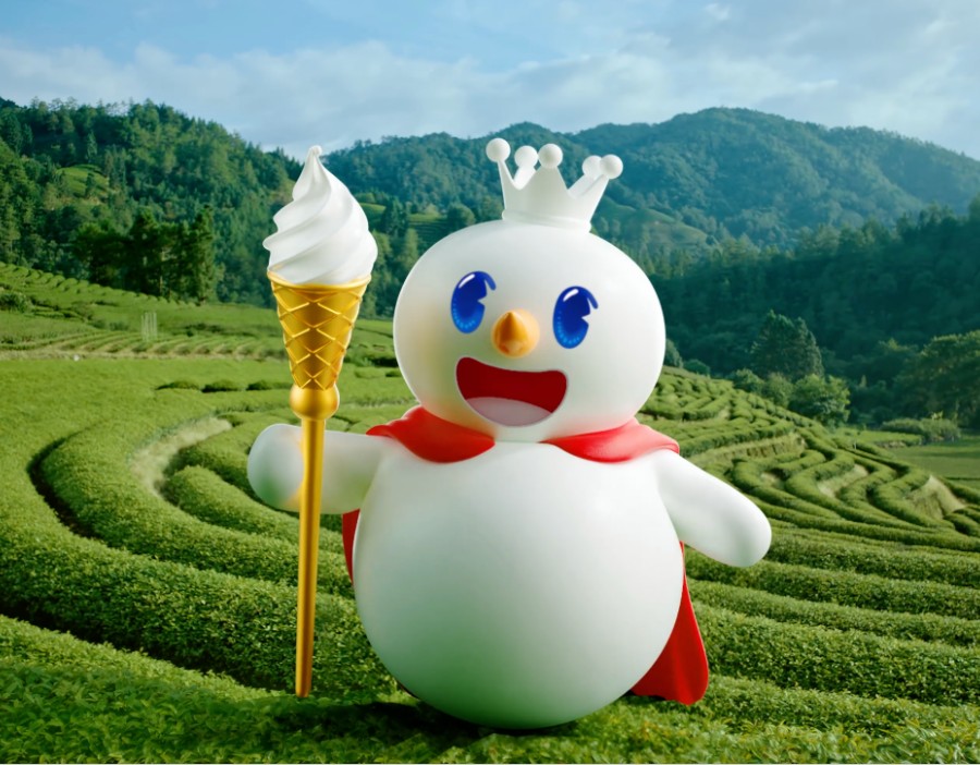 黄仁勋打卡蜜雪冰城！官微神玩梗：液冷降温配蜜桃四季春