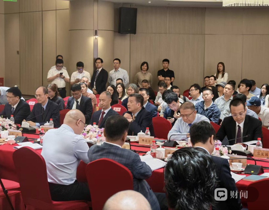 财闻在现场·股东会｜紫金矿业总裁林泓富：碳酸锂重返30万元/吨以上概率非常低