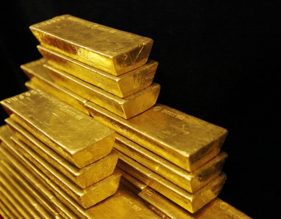 金价飙升导致奢侈金表被熔化取金