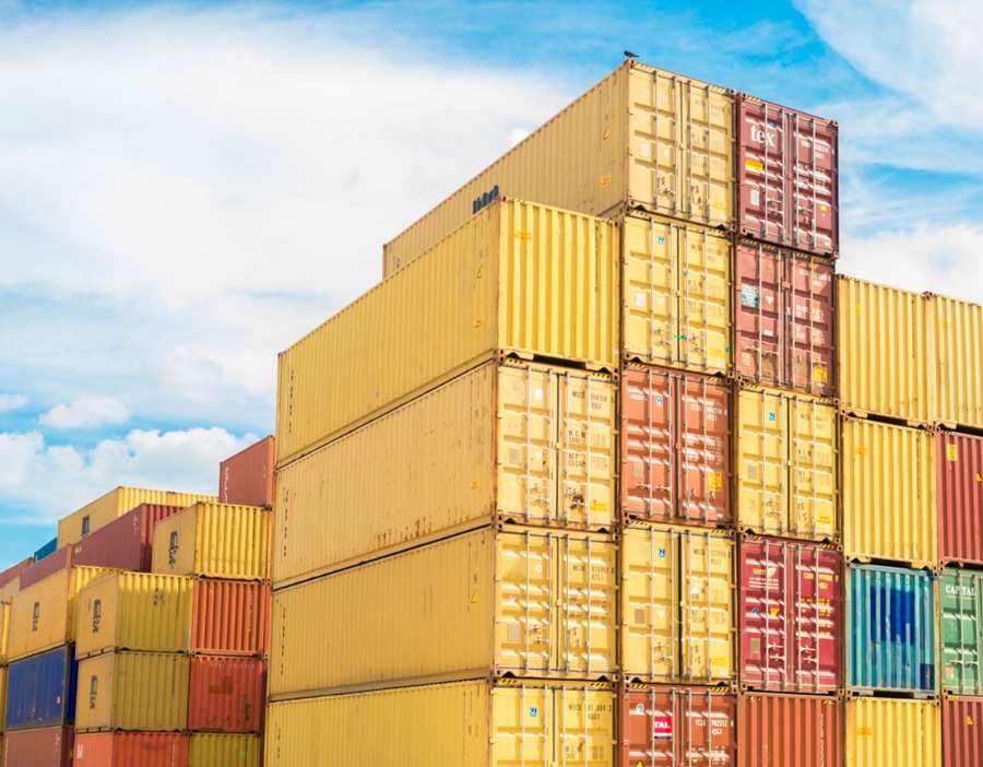 6月22日—6月28日完成集装箱吞吐量721.5万标箱，环比增长5.27%