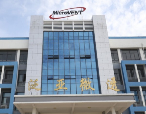 泛亚微透：已购置量产线推进FCCL项目建设，已完成部分客户端软硬复合板验证