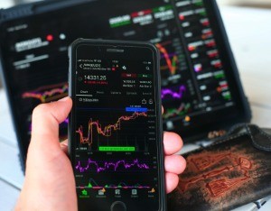 脑机接口异动拉升，三博脑科、创新医疗盘中涨超7%