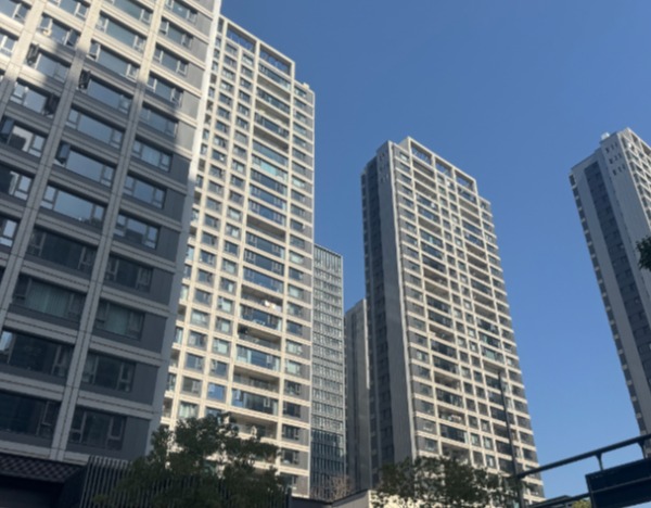 香港差估署：7月住宅楼价指数按月跌0.46% 终止13个月升势