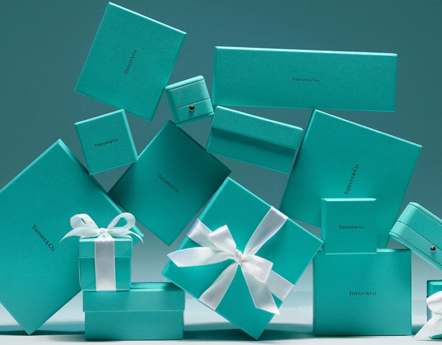 错寄中秋礼盒，Tiffany越公关越危机？当事人称一直在被删帖