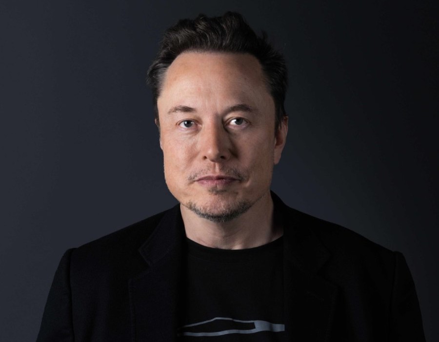 马斯克：SpaceX可能在2027年底实现1万亿美元营收