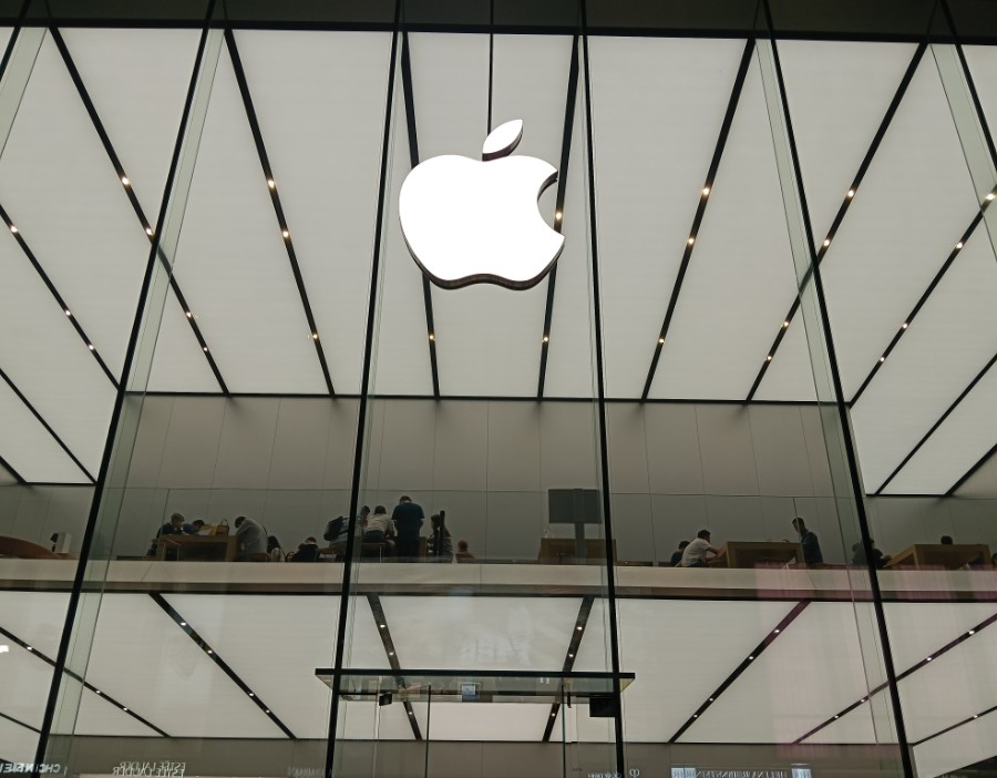 iPhone Duo抢手！传苹果要追加三成订单，鸿海、台积电等都将受惠