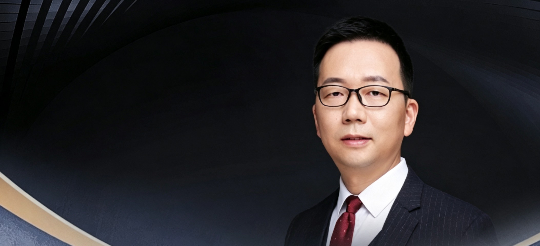 V形反弹后再回落,夏春：不要盲目抄底
